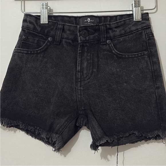 Seven For All Mankind Girls Black Frayed Denim
Shorts NWT Size 10 - Picture 3 of 4